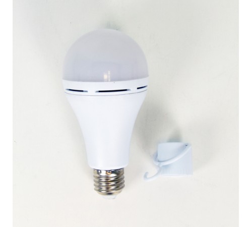 Комплект із 3-х ламп LED Lightwell BS2C4 15 Вт Е27 з вбудованим акумулятором Комплект із 3-х ламп LED Lightwell BS2C4 15 Вт Е27 з вбудованим акумулятором