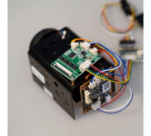 Камера для FPV дрона Foxeer 30x Zoom 700TVL CMOS з 30-кратним зумом та PWM-керуванням Камера для FPV дрона Foxeer 30x Zoom 700TVL CMOS з 30-кратним зумом та PWM-керуванням