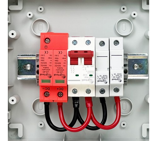 Сонячна PV розподільна коробка LQX1/1DC500VB1-1532-PG, DC 500В 1 вхід 1 вихід, з блискавкозахистом